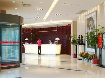 נאנטונג Eden Holiday Hotel מראה חיצוני תמונה